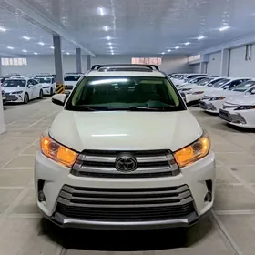 Toyota Highlander 2019