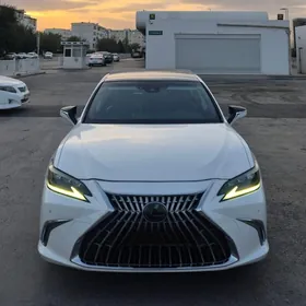 Lexus ES 350 2019