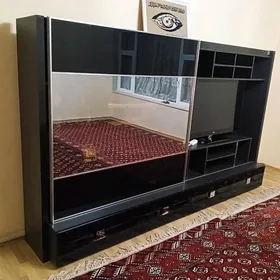 продам мебельную стенку МДФ