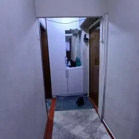 11 мкр 2 комнат разделни