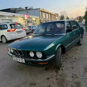 BMW 520 1986