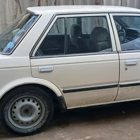 Nissan Bluebird 1989