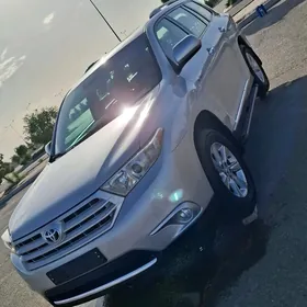 Toyota Highlander 2013