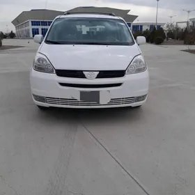 Toyota Sienna 2004