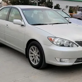 Toyota Camry 2004