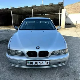 BMW E39 1999