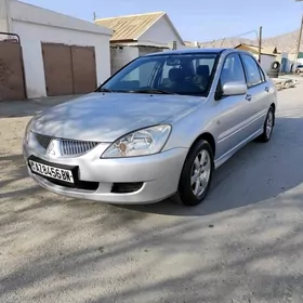 Mitsubishi Lancer 2004