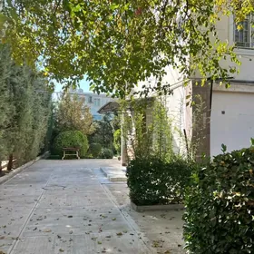  Aren'da Kotedž,  1- Mkr 