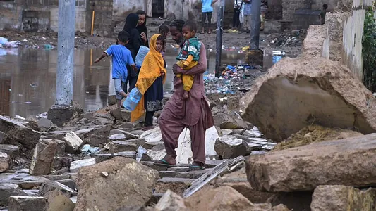 На Пакистан обрушился мощный шторм