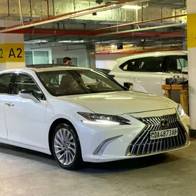 Lexus ES 350 2019