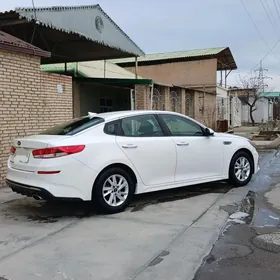 Kia Optima 2020