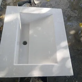 Guyma Mramor hyzmatlary