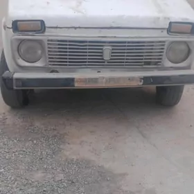 Lada Niva 1986