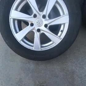 16 lyk zapasga toyota