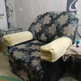 Отдам даром тройку