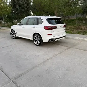 BMW X5 2019