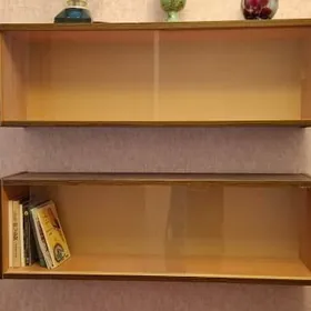 Книжные полки