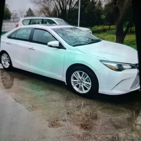 Toyota Camry 2017