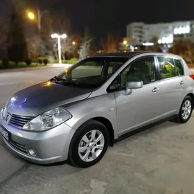 Nissan Tiida 2017