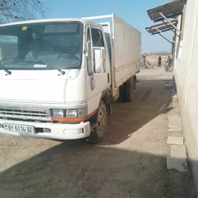 Mitsubishi Canter 2003