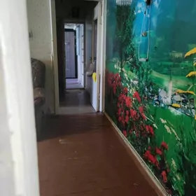 3 комн кв 1 мкр, 2 эт