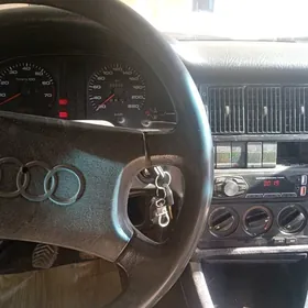 Audi 4000 1995