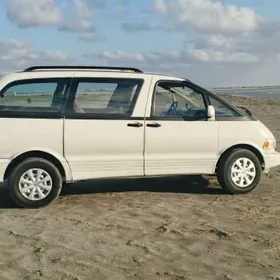 Toyota Previa 1993