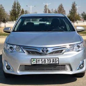 Toyota Camry 2013