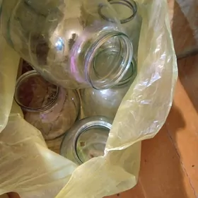 банки разные