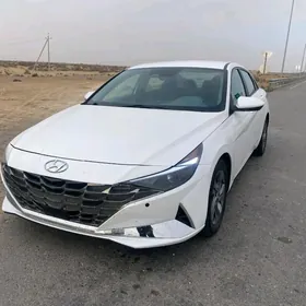 Hyundai Elantra 2021
