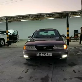 Toyota Avalon 1999
