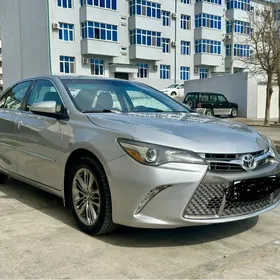 Toyota Camry 2017