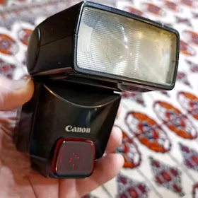 ВСПЫШКА Canon-380 exКИМ оайон