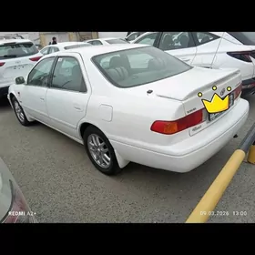Toyota Camry 2001