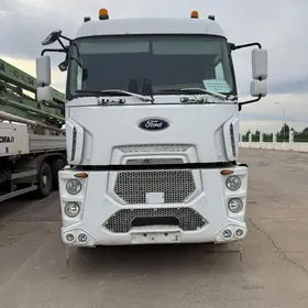 Ford Cargo 3535D 2014