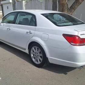Toyota Avalon 2005