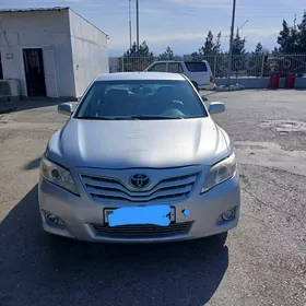 Toyota Camry 2011