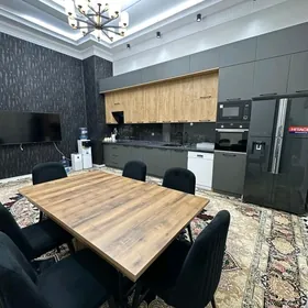 16-TAPGYR 3-KOMNAT DİZAYNERSKİ