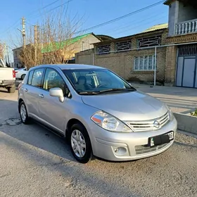 Nissan Versa 2010