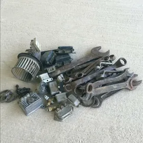 Ätiýaçlyk şaýlary