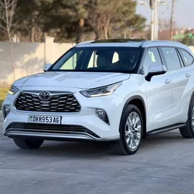 Toyota Highlander 2020