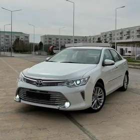 Toyota Camry 2016