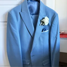 Мужской костюм