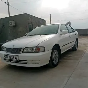 Nissan Sunny 1999