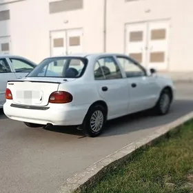 Hyundai Accent 1995