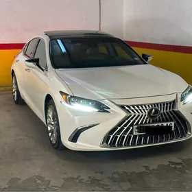Lexus ES 350 2023