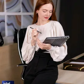 2.8K OLED|1TB|Lenovo Yoga 7