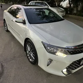 Toyota Camry 2017