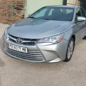 Toyota Camry 2016