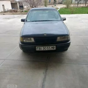 Opel Vectra 1983